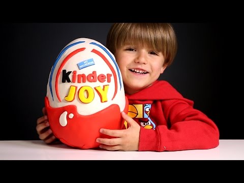 Giant Kinder Joy Surprise Egg made of Play-Doh​​​