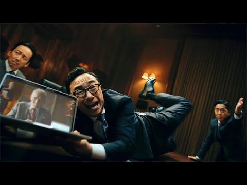 東京03角田、テーブルに全力ダイブ (CM/角田晃広)