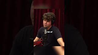 Magnus Carlsen Uses an App to Randomize His Openings #ChessOpenings #MagnusCarlsen