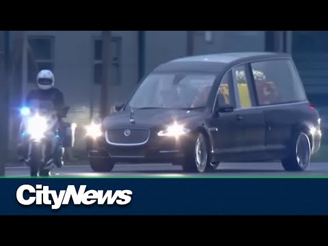 Queen’s coffin arrives