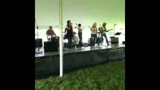 Wild Nik West At Riesling Fest
