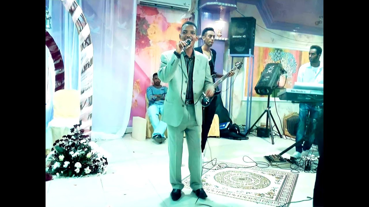 الفنان المبدع عبد العزيز مرانت( اقل من نبلاء) Eritrean music tigre Abdulaziz marenet