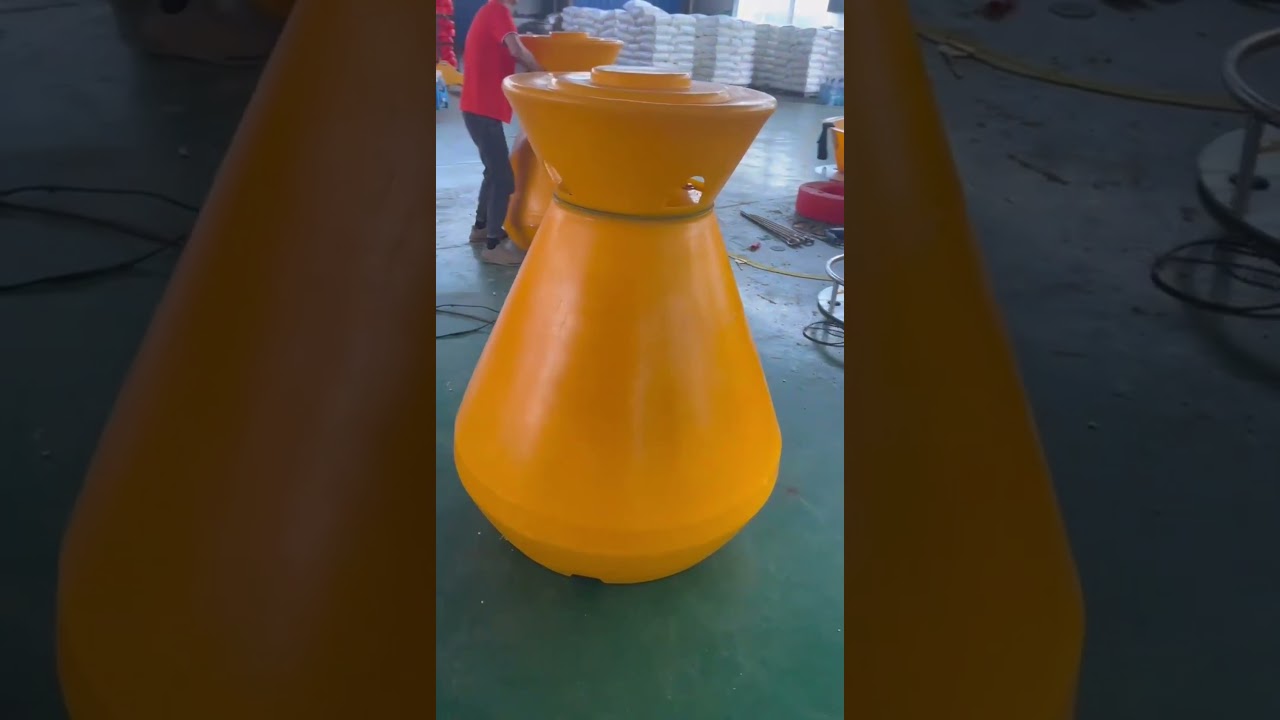 Plastic buoy Mooring buoy 800*1400 warning buoy PE navigation buoy.