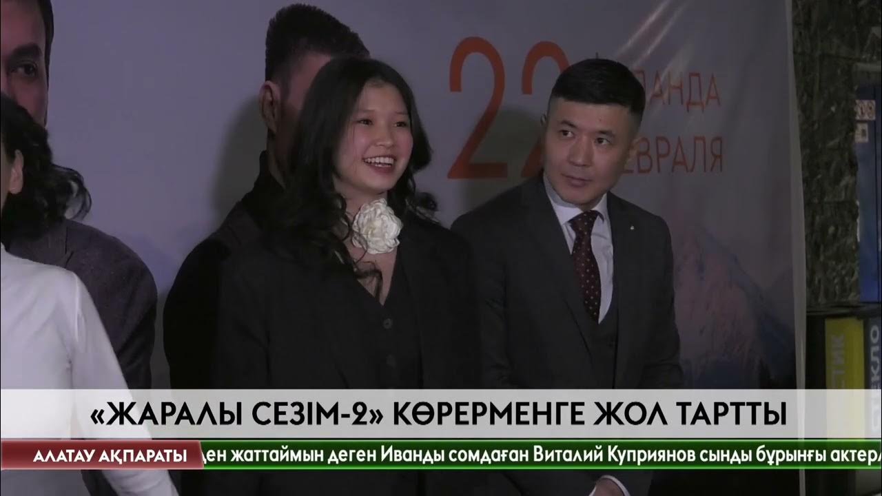 Трансвеститтермен тікелей әйелдердің топтық порносы