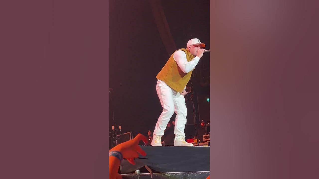 Morgan Wallen singing Everything I love in Toronto night 3 #morganwallen #toronto