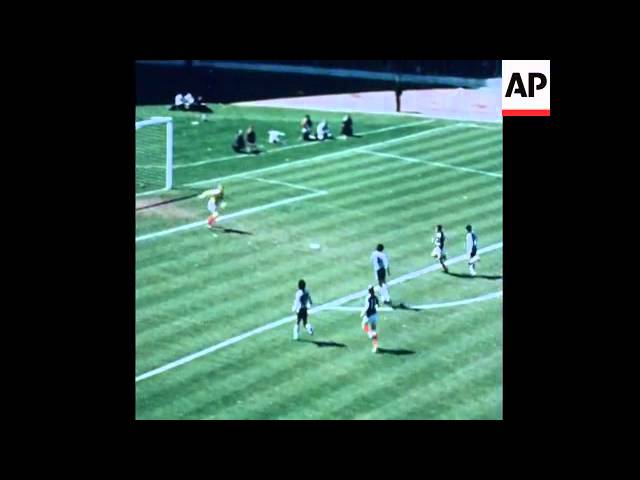 1979) Maradona Vs Zico ○ Brasil x Argentina ○ The First Clash