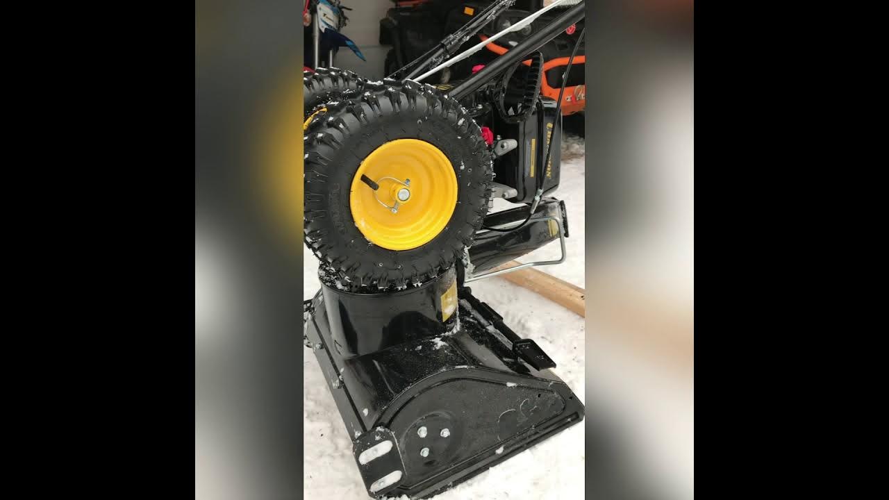 Простая замена ремня шнека на американских снегоуборщиках. YouTube