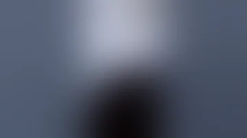 سعودية في غرفه النوم 