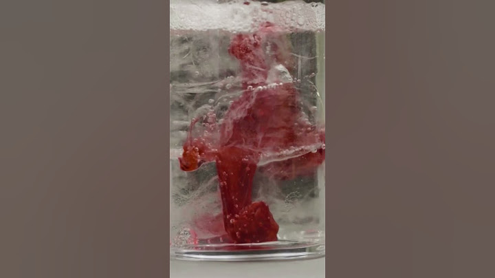 Fai fiorire il tuo aperitivo con un mocktail che sa di primavera! Scopri il SB Fresh Rose sul sito.