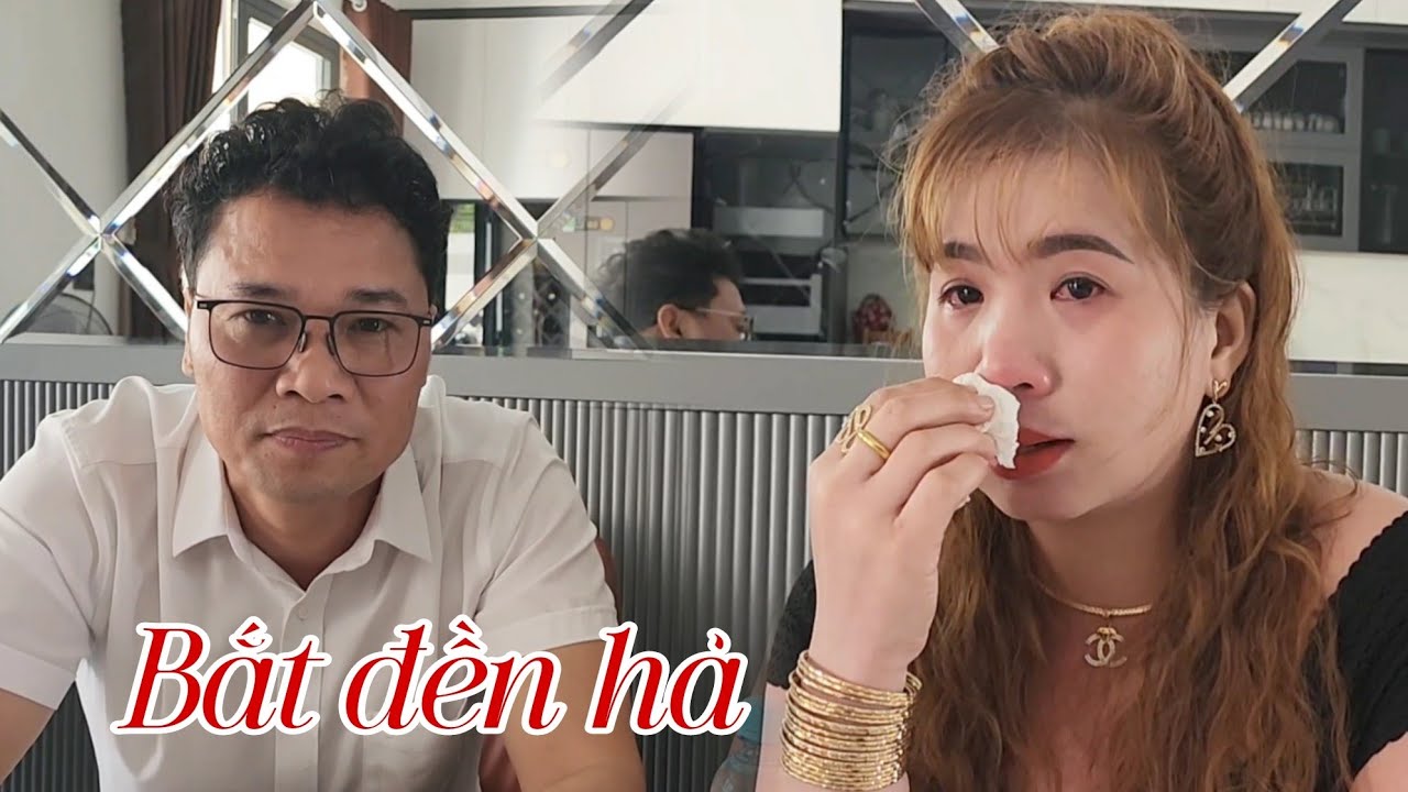 ( B.77 ) Năm mới có Cô gái đến bắt đền Tuấn Vỹ.
