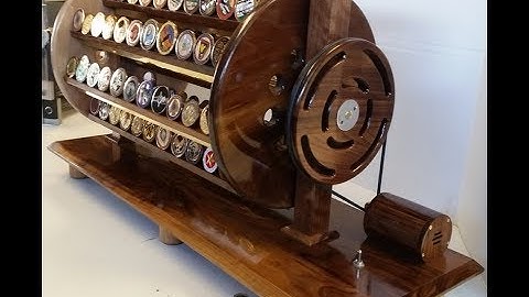 K-Kwoodworking.com  Walnut Coin Display 1
