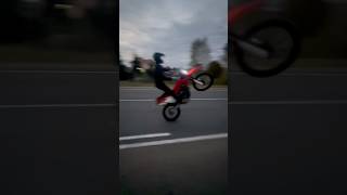 #bredkiyy #stunt #supermoto