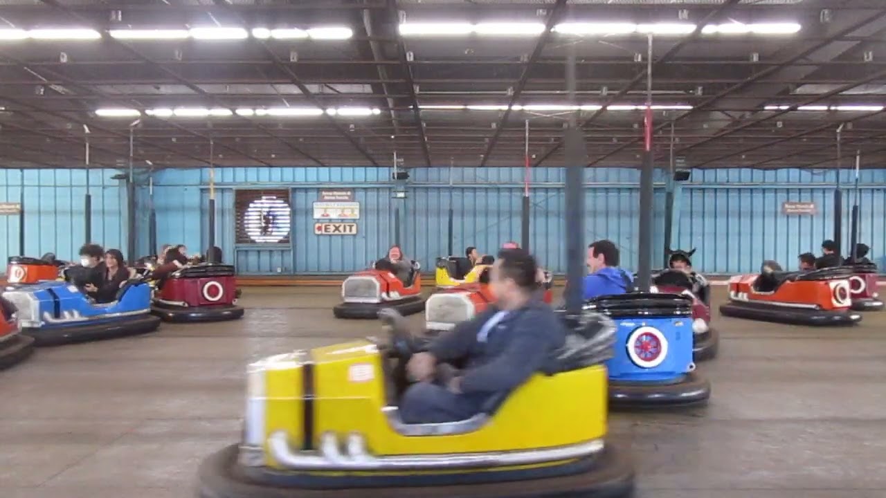 Rue le Dodge With Classic Orleans Place Music Six Flags Great America 5-7-22