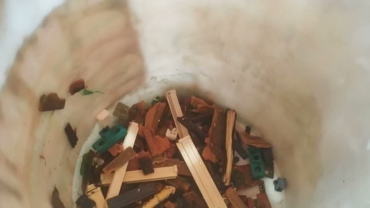 تجربة استخراج الذهب من بوردات شبكات المحمول غنية بمعدن الذهب والفضة والبلاديوم (الجزء الاول )