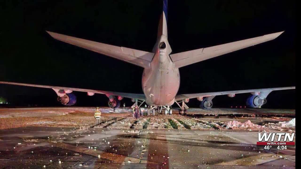 Marines say ice and snow not factor in 747 jet running off Cherry Point runway