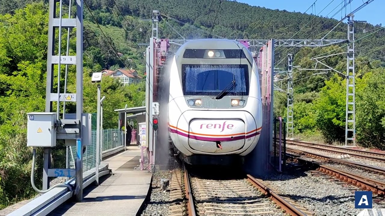 Así es el taller de Renfe en Redondela en el que se reparan y mantienen trenes