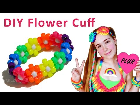 Video: Star-shaped Flowers Cuffs