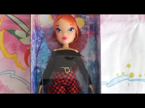 Winx Club - Bloom Fashion Doll (2021 Doll)