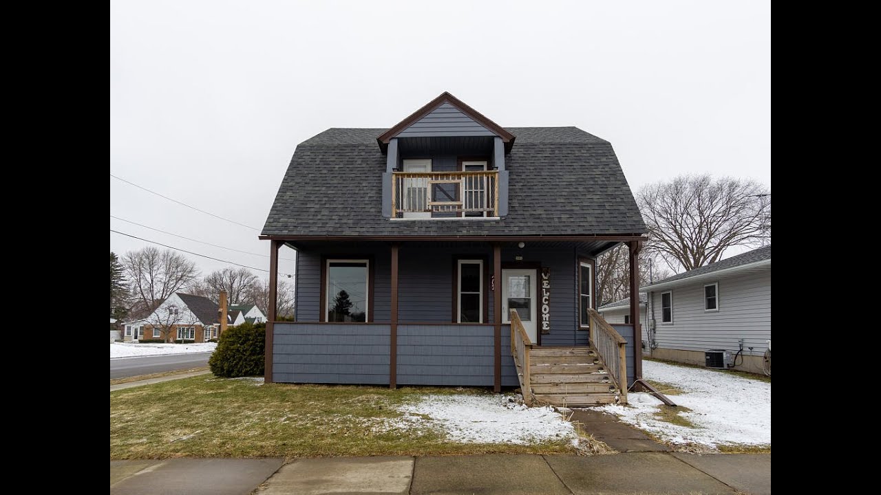 Home for sale at 201 North Lincoln Street, Thorp, WI 54771 YouTube