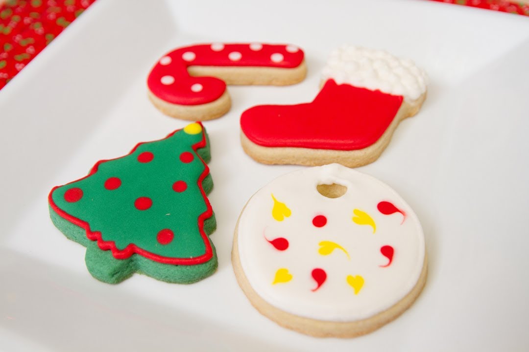 Como Hacer el Royal Icing o Glasa Real - YouTube