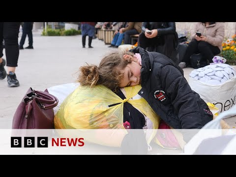 Nagorno-Karabakh: Armenia says 100,000 refugees flee region – BBC News