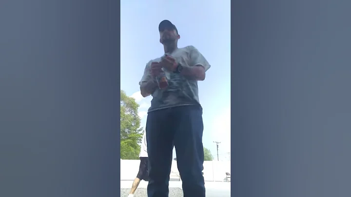 How To Dance ........... like Joey Grubb