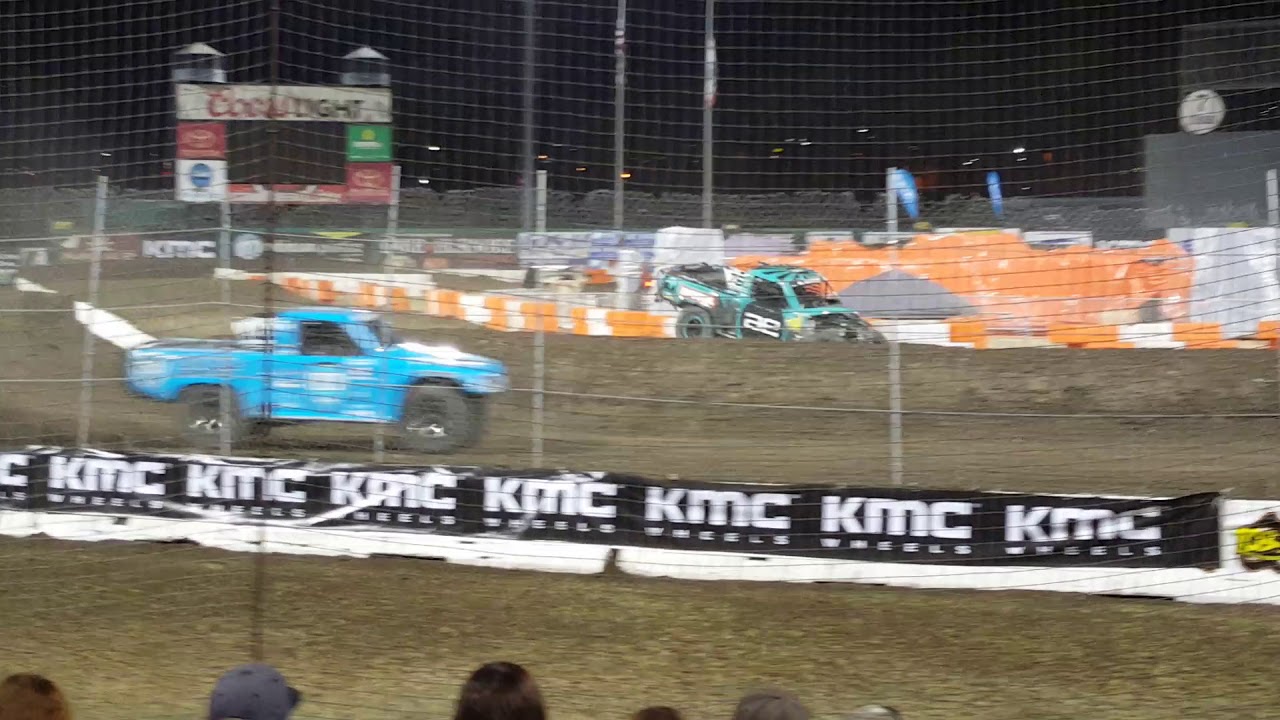 Stadium Super Trucks World Finals 2017 - YouTube