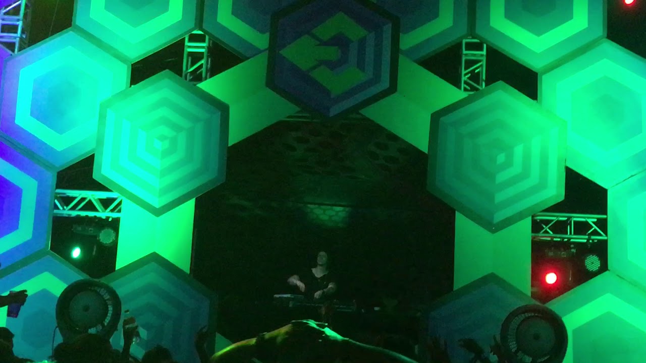 Interlude blazy aura vortex