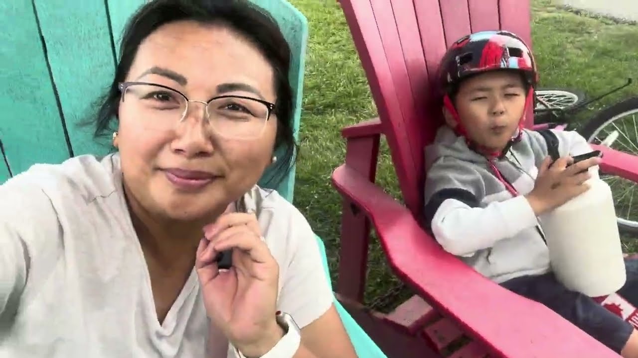 🚴‍♀️ Family Bike Ride from Humber Bay to Downtown Toronto 🚴‍♂️