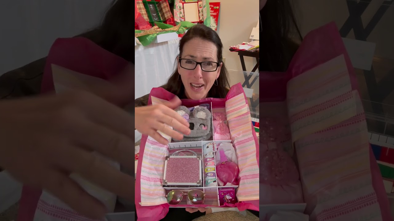 Any young girl would love a box like this! 🎁 