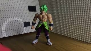 Knuckles fights Broly