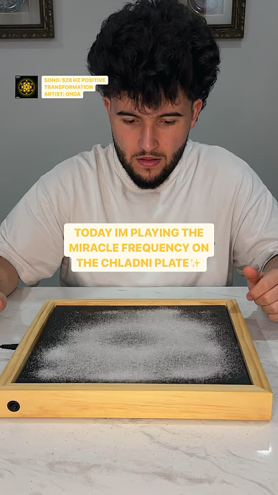 Cymatic Sound Experiment 528 Hz Chladni Plate Solfeggio Frequency👁️