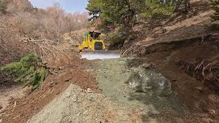 Caterpillar D7g Bulldozer Cuts Steep Slopes and Creates Roads #bulldozer #caterpillar #tractor