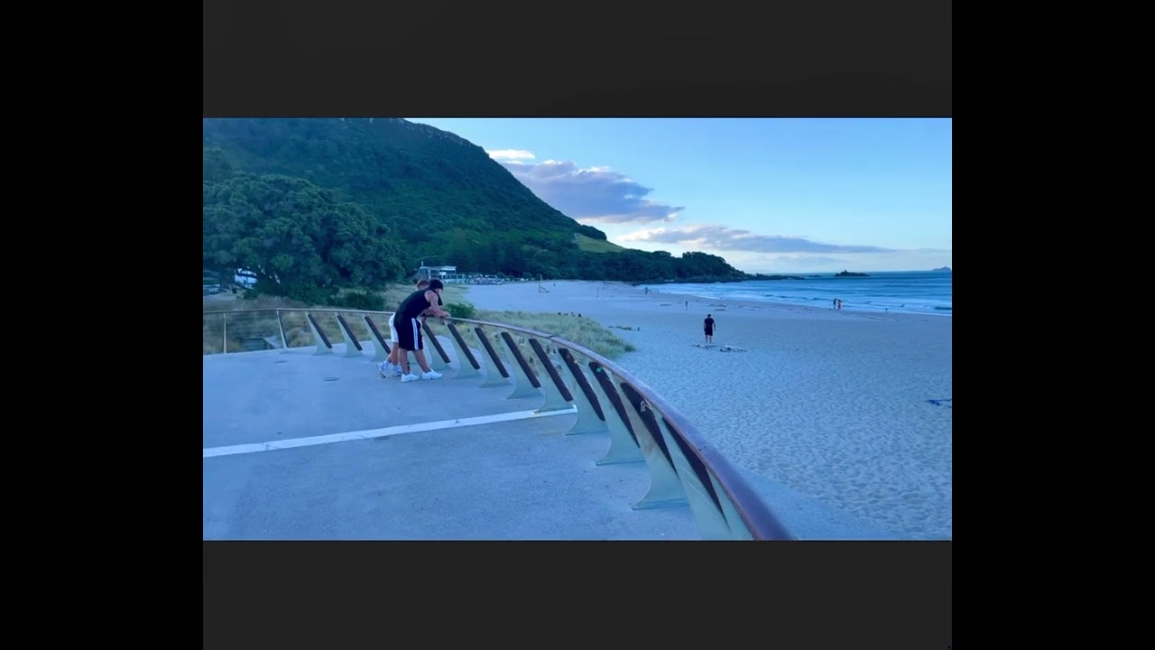 Mount Maunganui Beach Cafes, Apartments Beach 9th January 2026