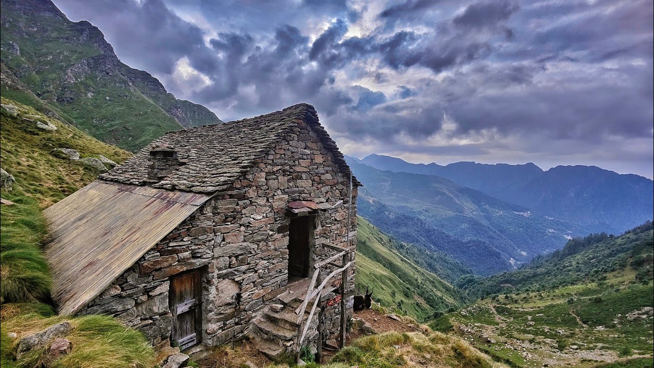 Ночь в заброшенной хижине. Пиццо Нона 2247 м, итальянские Альпы