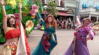 Disneyland Paris Festival of Pirates and Princesses  Team Princess w/Moana, Belle, Rapunzel +