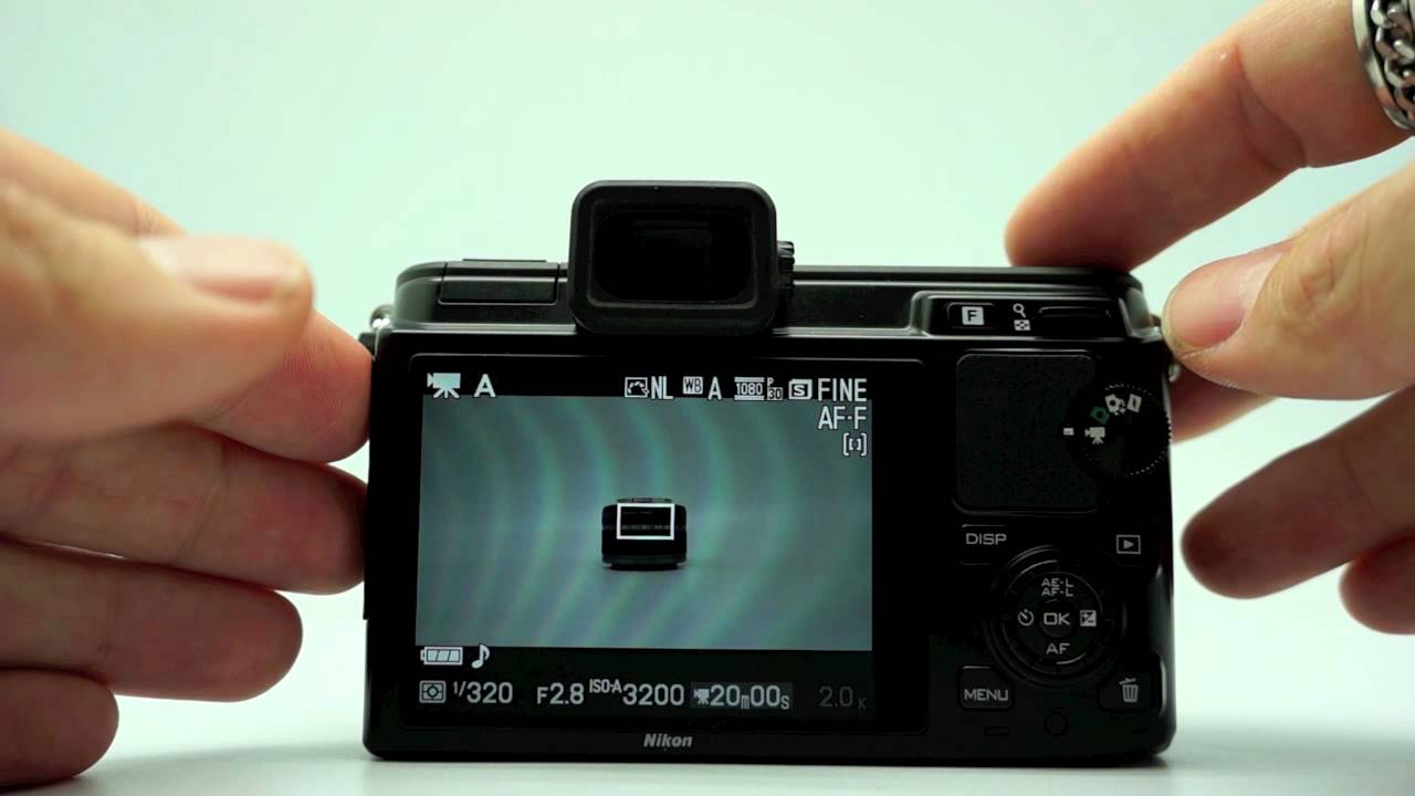 Nikon V1 Overview - The Nikon 1 System - SteveHuffPhoto.com.mov