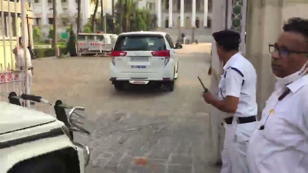 Chief secretary and DG of West Bengal arrives at raj Bhawan, The governor had called them.