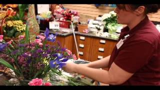 SVF Pippin European Garden Bunch Spring Arrangement.avi