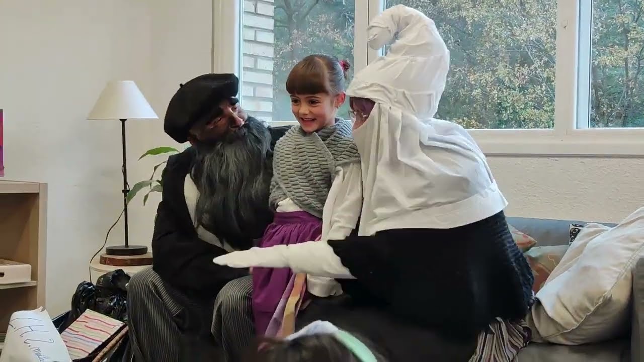 OLENTZERO ETA MARI DOMINGI ESKOLAN 2024