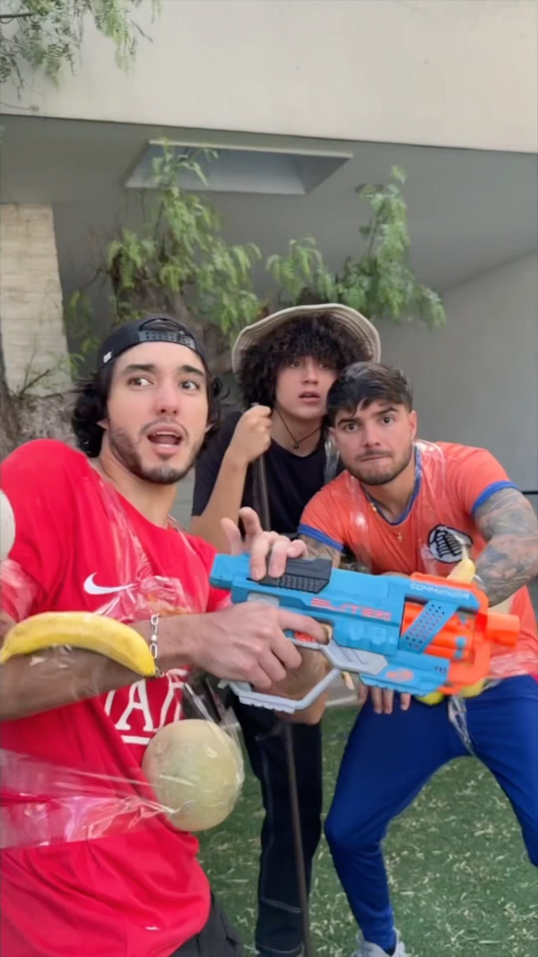 FRUTAS VS VERDURAS?LA PELEA FINAL