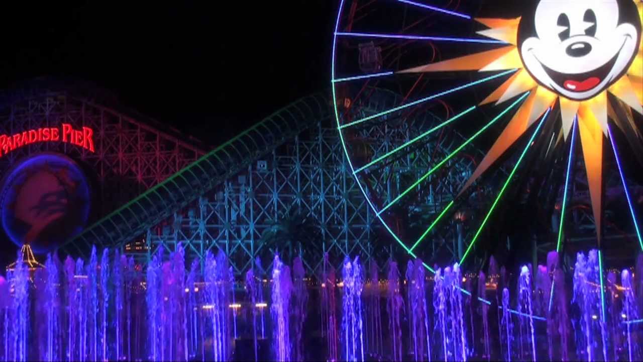 World of Color in HD (Original June 2010 Show) - YouTube