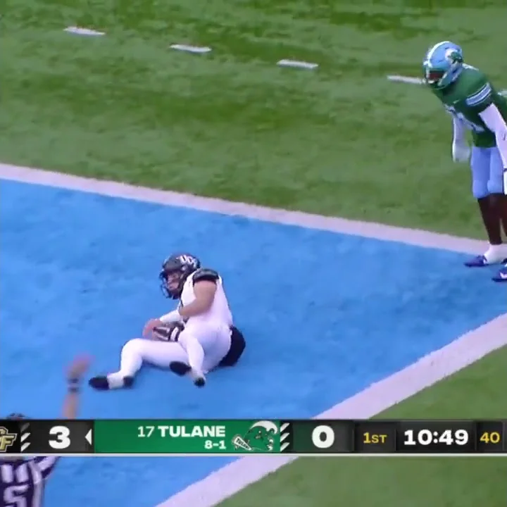 John Rhys Plumlee turned on the JETS for this 67-y...