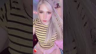 Kate Peri Pretty Ladies Live 193