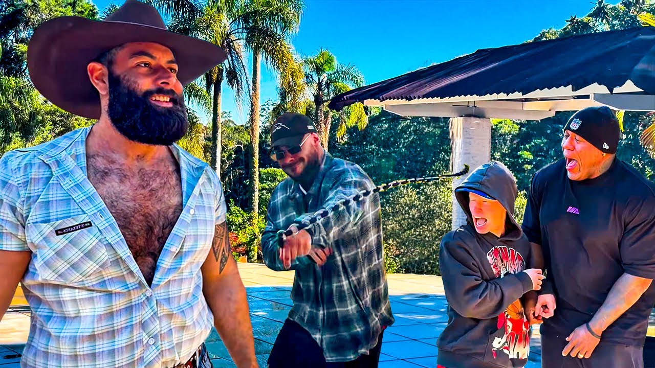 FÁBRICA DE MONSTROS, LÉO STRONDA ENTROU NA PINHOLA - BASTIDORES
