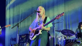 Alvvays - &#39;Pharmacist&#39; Live [4K]