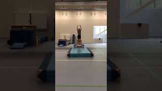 770C5029 8A18 4Bc6 B57C Ffc27Dd43De4