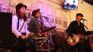 Crowe Hollerers - The Race Is On (George Jones Cover) - Live