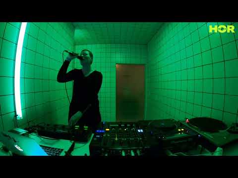 Rosa Anschütz (LIVE) / December 20 / 6pm-7pm