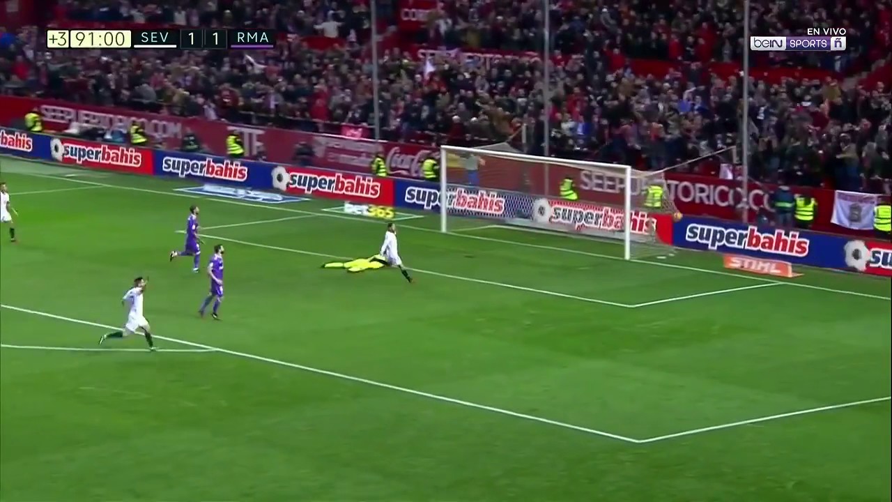 Stevan Jovetic Amazing Winning Goal HD   Sevilla vs  Real Madrid 2 - 1